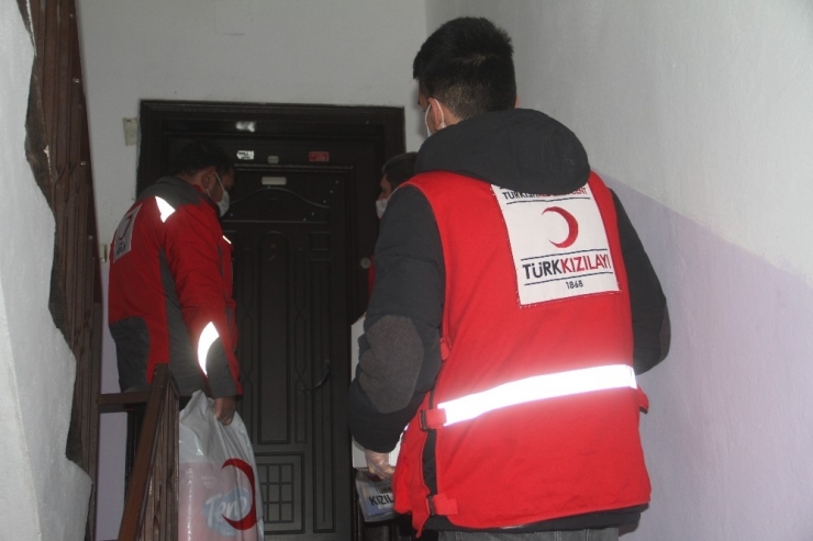 Vefa Sosyal Destek Grubu, Elazığ’da 8 Bin Talebi Karşıladı