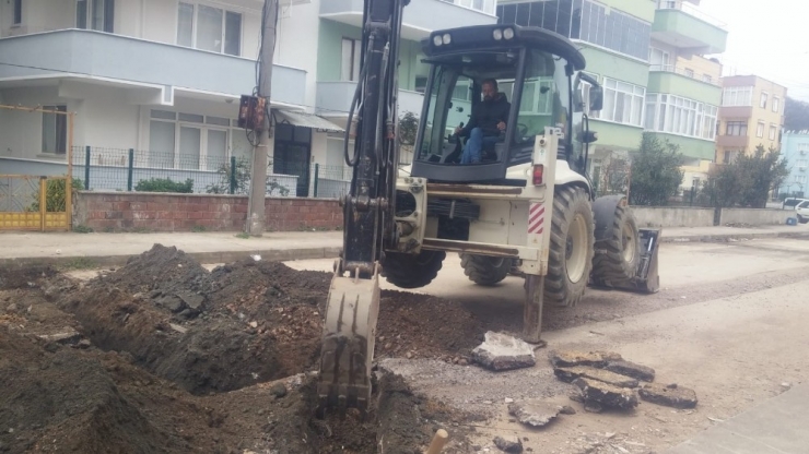 Karacabey’de Alt Yapı Çalışmaları Tam Gaz