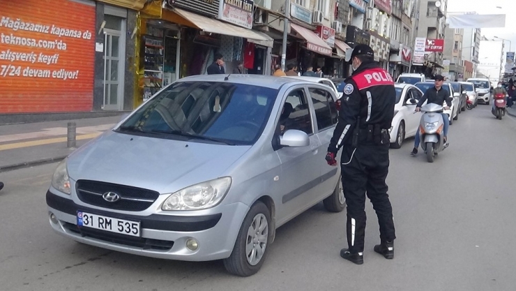 Kilis’te Vatandaşlar ‘Evde Kal’ Çağrısına Uymuyor