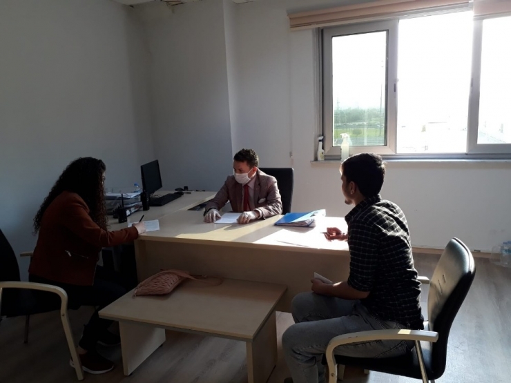 Manisa’da Seyahat İzin Kurulu, Otobüs Terminalinde Hizmet Veriyor