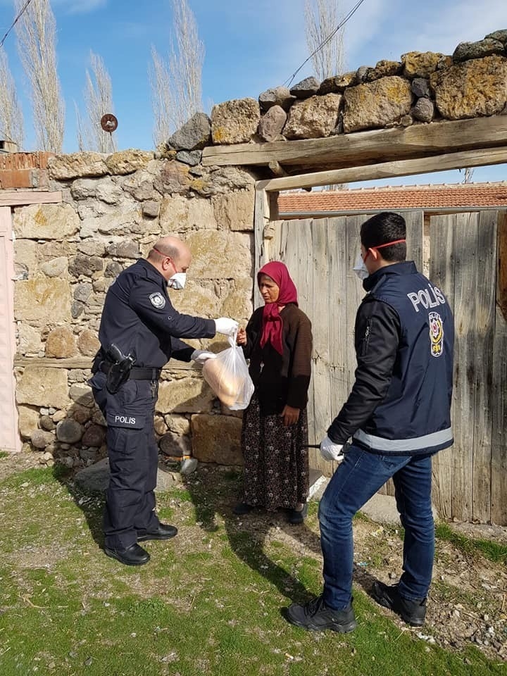 Vefa Sosyal Destek Grubu 3 Bin 294 Kişinin İhtiyacını Karşıladı