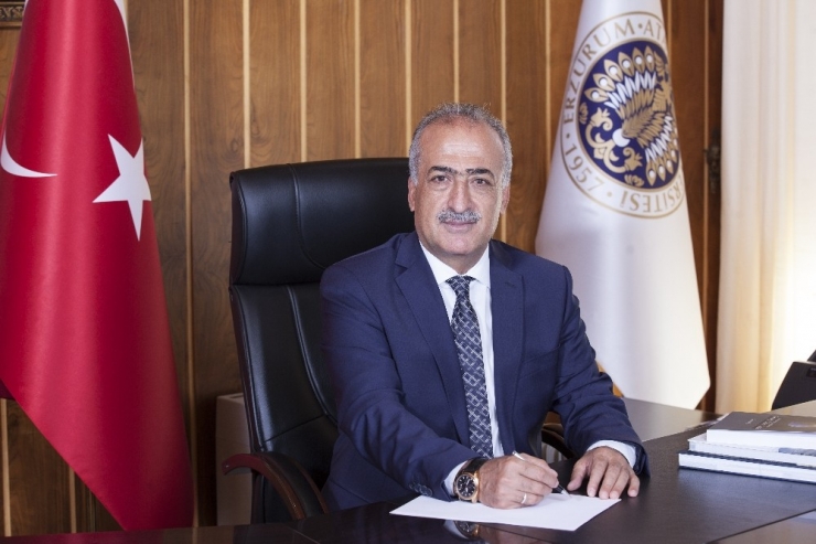 Rektör Çomaklı’dan ’Biz Bize Yeteriz Türkiyem’ Kampanyasına Destek