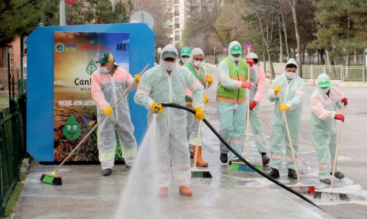 Çankaya Belediye Başkanı Taşdelen’den Vatandaşlara Çağrı: “Siz Evde, Biz Görevde”