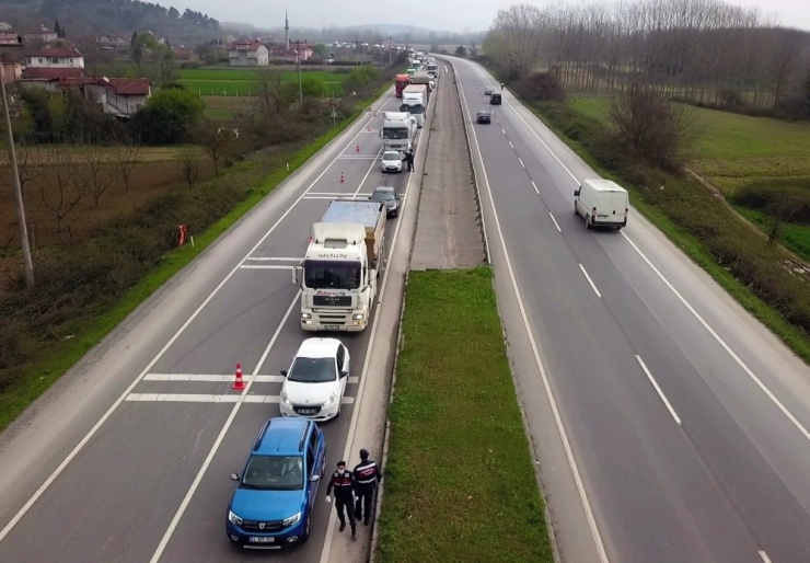 Sakarya’da Jandarma Ekiplerinin Ateş Ölçüm Uygulaması Havadan Görüntülendi