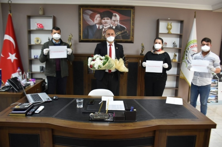 1. Yılını Dolduran Başkana Sosyal Mesafeli Ziyaret