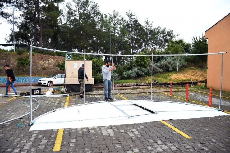 Kemer’de Hastanelere Sahra Çadırı Kuruluyor