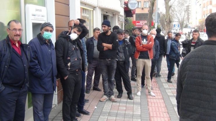 Bursa’da Ürküten Kalabalık