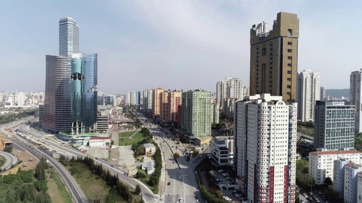 Korona Salgınıyla Sessizliğe Bürünen Gökdelenler Ve Sokaklar Havadan Görüntülendi