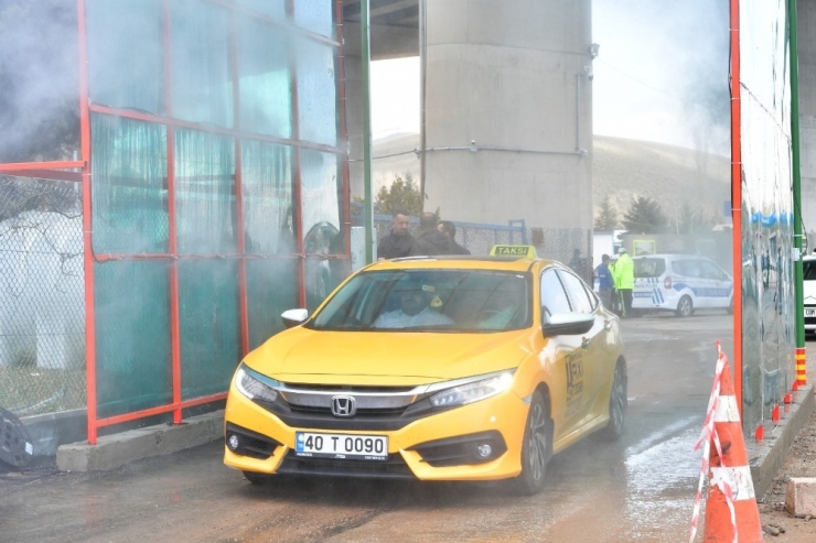 Mamak’tan Araçlar İçin “Dezenfekte Tüneli”