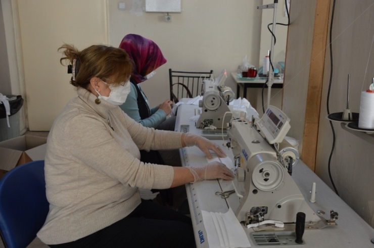 Üretilen Maskelerden Vatandaşlar Da Alabilecek