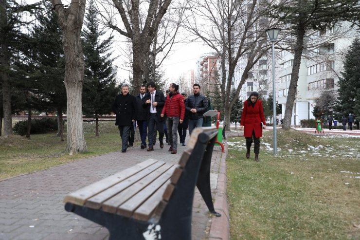 Melikgazi’de Alparslan Parkı Yenileniyor