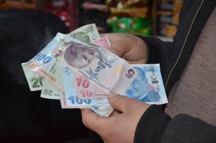 Korona Virüse Karadeniz Usulü Çözüm: “Paraları 100 Derecede Kaynatıyor”