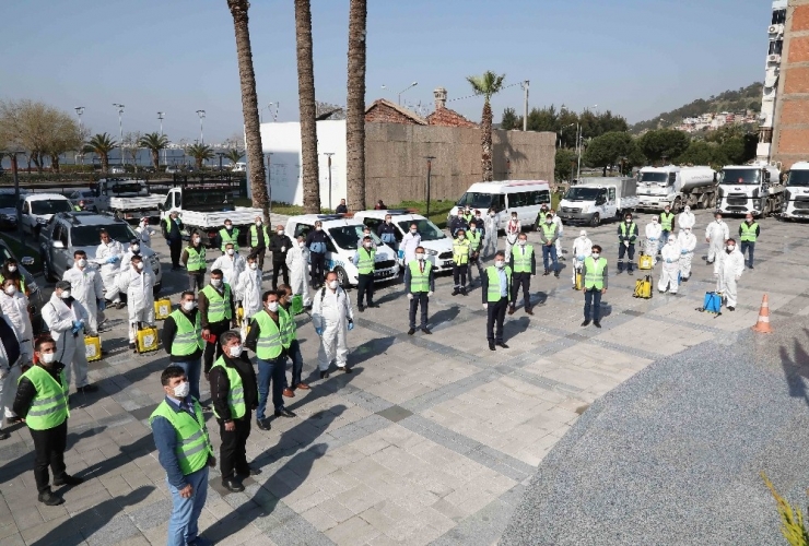 Bayraklı’da Dev Korona Virüs Ekibi Sahada
