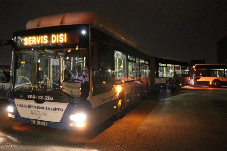 Ankara’da Umre Dönüşü Karantinaya Alınan Vatandaşların Bir Kısmı Başka Yurda Götürüldü