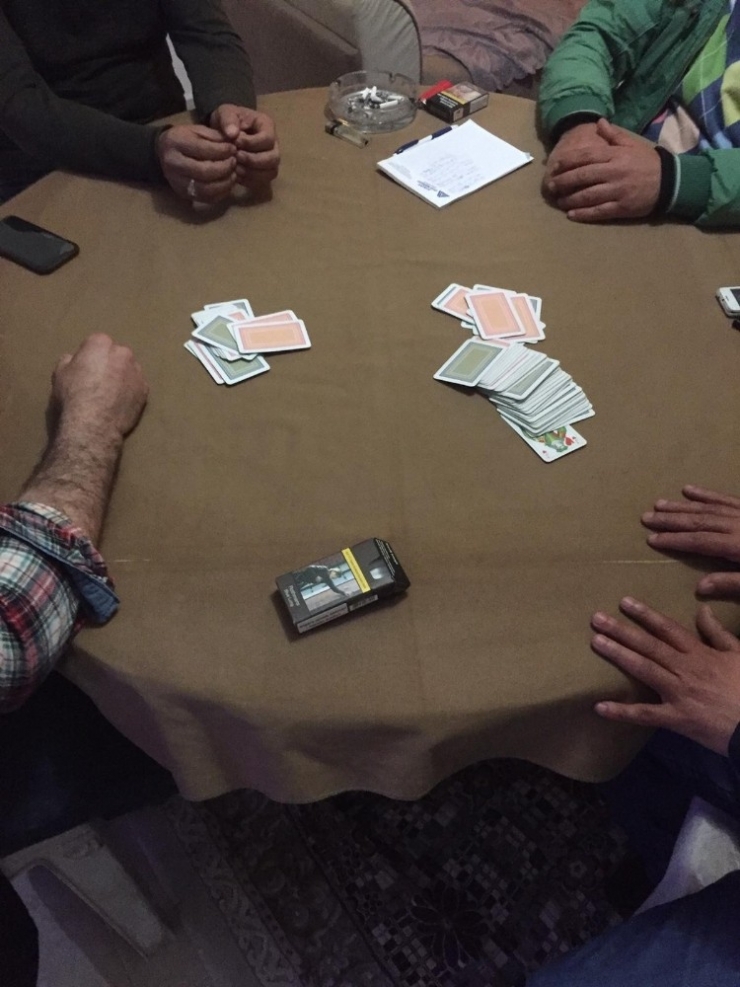 Alanya’da Kumarhaneye Çevrilmiş Eve Baskın: 6 Gözaltı