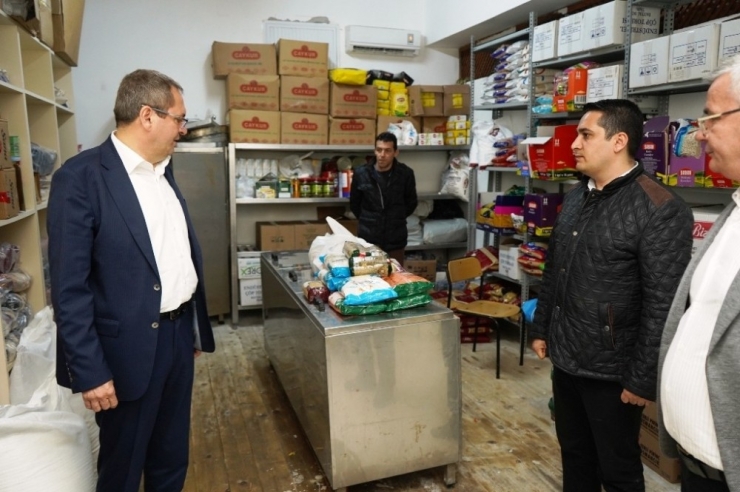 Ayvalık’ta Başkan Ergin’den Aşevi Denetimi