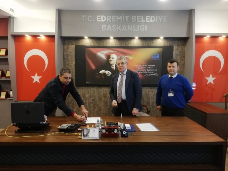 Başkan Hasan Arslan’dan Koronavirüsle Mücadele Eden Personele Bin Lira Ödül