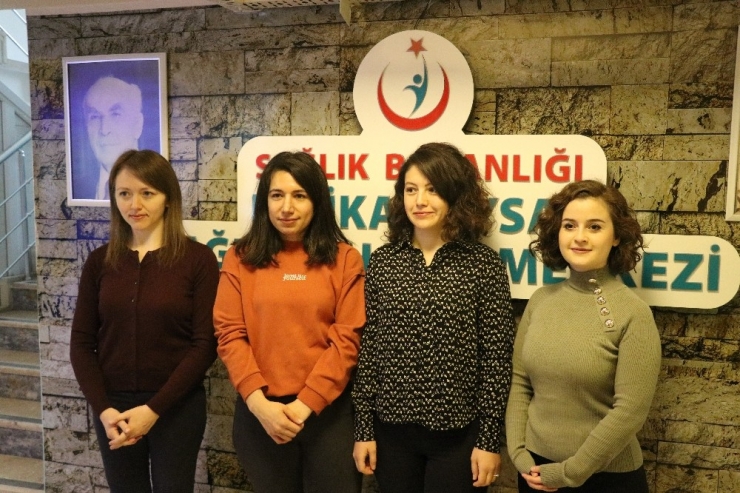 Bolu’da Evde Kalan Vatandaşlara Telefonla Psikolog Desteği