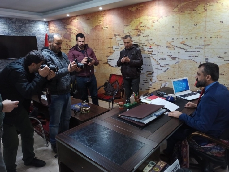 "Biz Bize Yeteriz Türkiyem" Kampanyasına 3 Koyun Bedeli İle Destek