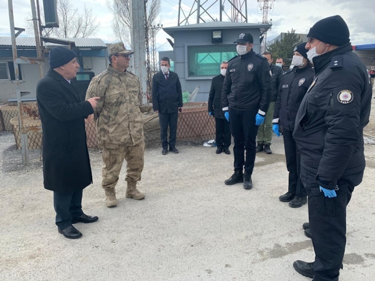 Korona Virüs Tedbirlerini İl Emniyet Müdürü Ve İl Jandarma Komutanı Yerinde İncelendi
