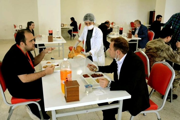 Kaymakam Mutlu’dan Görevlilere Moral Ziyareti