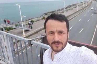 Eşinin Ölümüne Neden Olan Korona Virüsü Yendi