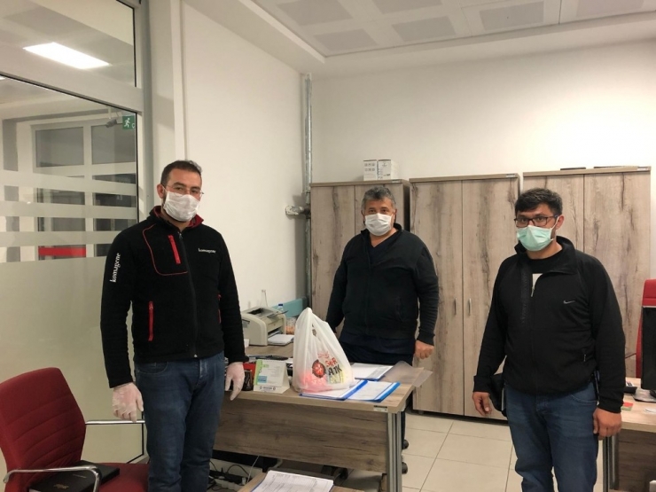 Kızılcahamam’da Sağlık Çalışanlarına Çiğ Köfte Morali