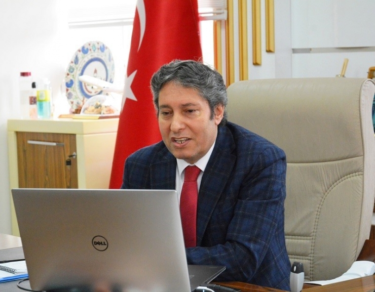 Müdür Tatlı, Telekonferans Toplantısı Yaptı