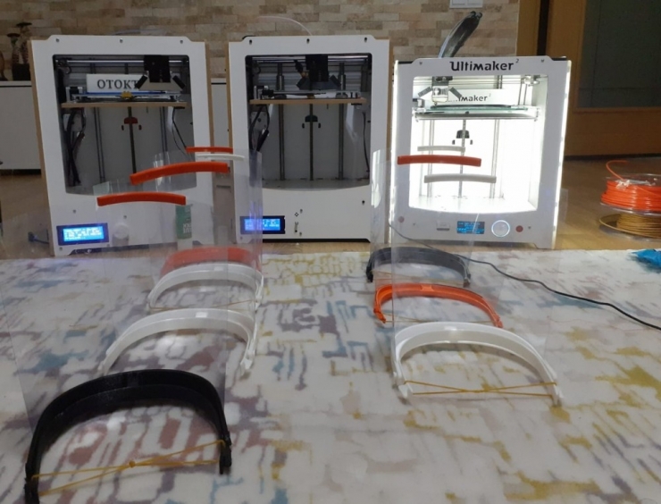 Niğde’de Sağlıkçılar İçin Siper Yaptılar