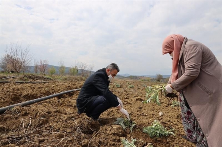 "Üretmeye Ve Üretimi Desteklemeye Mecburuz"