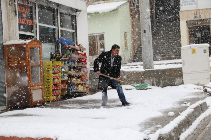 Nisan Ayında Kar Yağışı