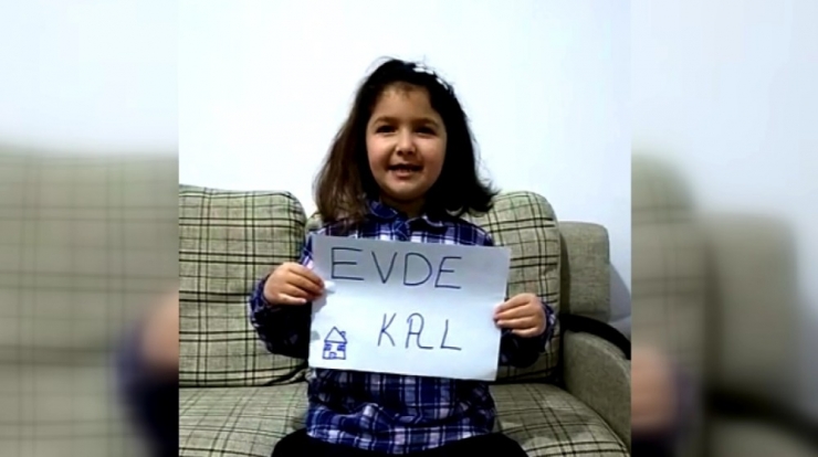 Yaşlılara Nezaketle ’Evde Kal’ Dediler