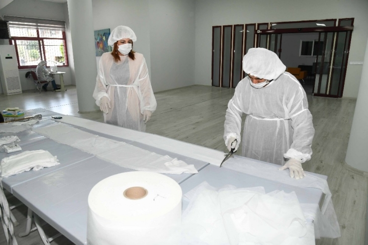 Kadın Gelişim Ve Eğitim Merkezi, Tabip Odası İçin Maske Üretiyor
