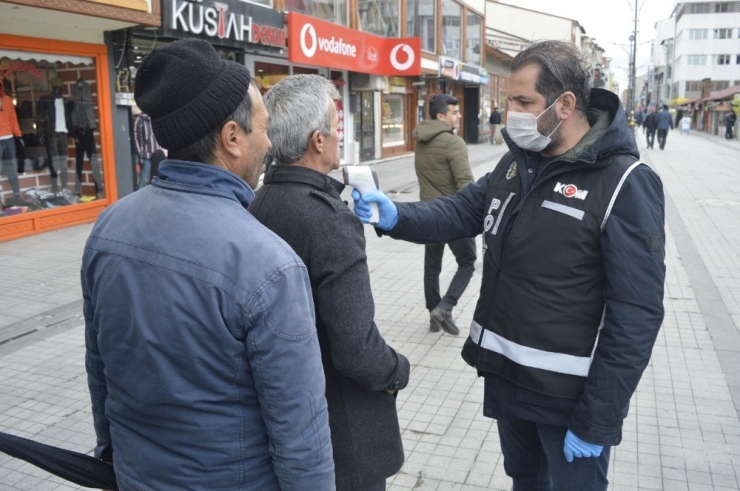 Ağrı’da Koronavirüs Önlemleri Kapsamında İşlek Caddelerde Önlemler Arttırıldı