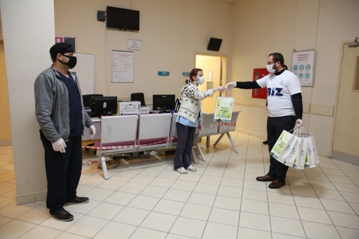 Başakşehir Belediyesi Sağlık Çalışanlarının Yanında