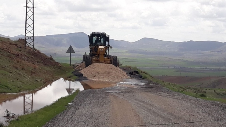 Gercüş’te Sağanak Yağış Sonrası Çalışma