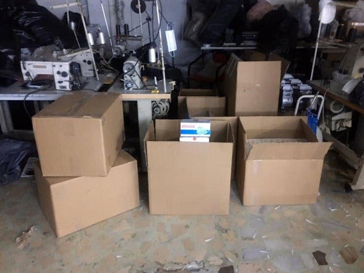 Bayrampaşa’da 20 Binin Üzerinde Sertifikasız Maske Ele Geçirildi