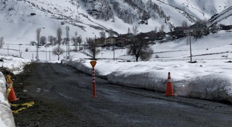 Tatvan’da 3 Köy Ve 9 Bina İçin Karantina Uygulaması
