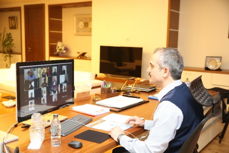 Bakan Çiftçi, Video Konferans İle Çalışmaları Anlattı