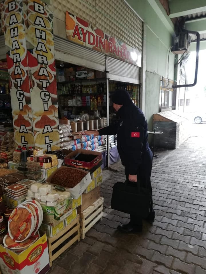 Düzce Belediyesi Pazaryerinde Denetlemeler Sürüyor