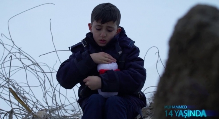 Elazığ Valiliğinden Duygulandıran "Evde Kal" Videosu