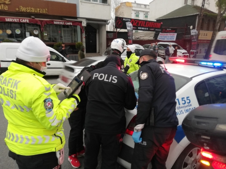 Sosyal Mesafe Kuralını Hiçe Saydılar: Minibüslerde Şoke Eden Görüntü