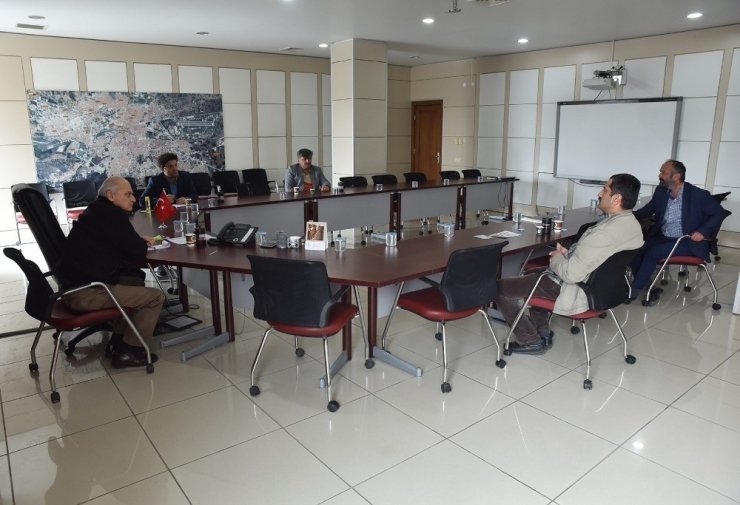 Tepebaşı’nda Üretici Birliği Sürüyor