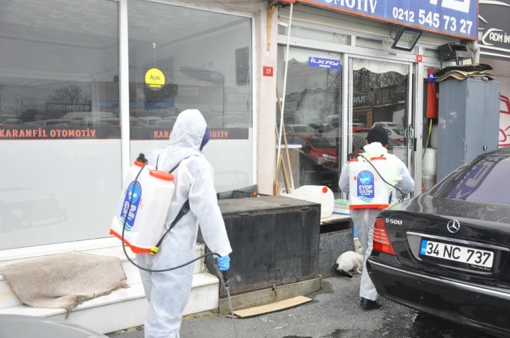 Eyüpsultan’ın Cadde Ve Sokakları Dezenfekte Ediliyor