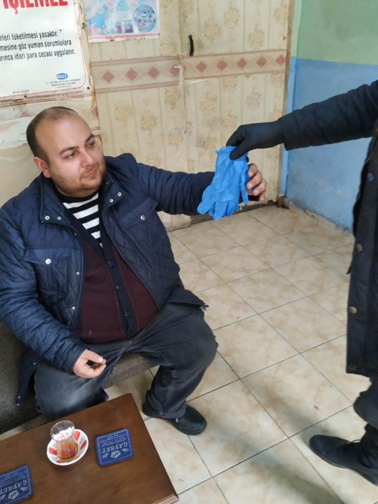 İskilip Myo Öğrencileri Maske Ve Eldiven Dağıttı