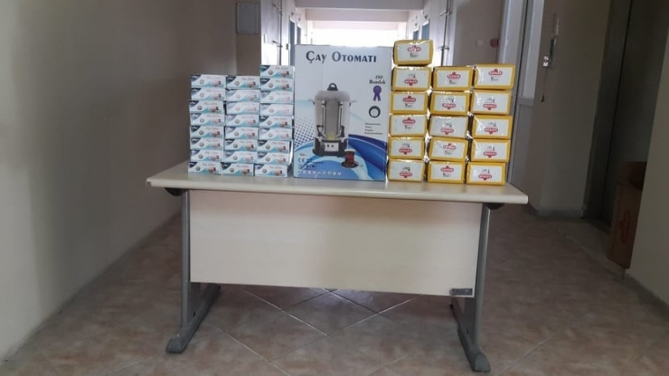 Kaymakam Karadağ’dan Sağlık Personeline Jest