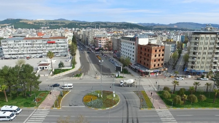 "Evde Kal" Çağrılarına Uyan Adıyaman Havadan Görüntülendi