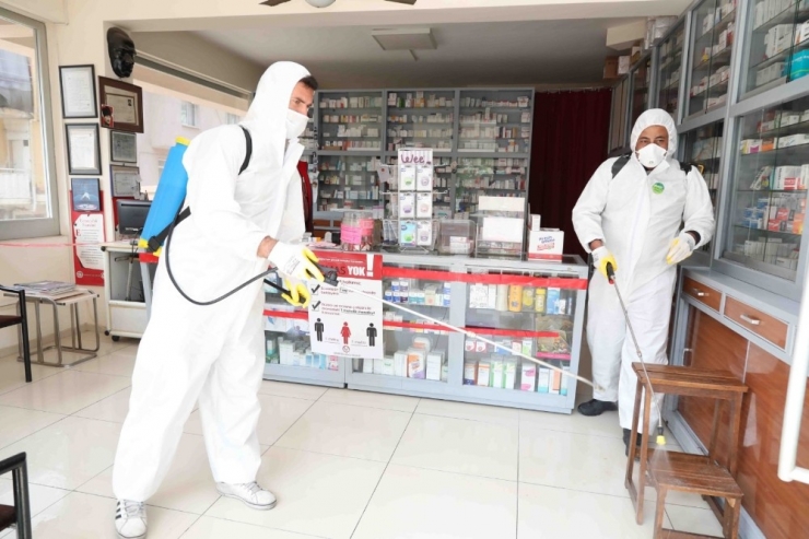 Bayraklı’da 3 Koldan Dezenfeksiyon