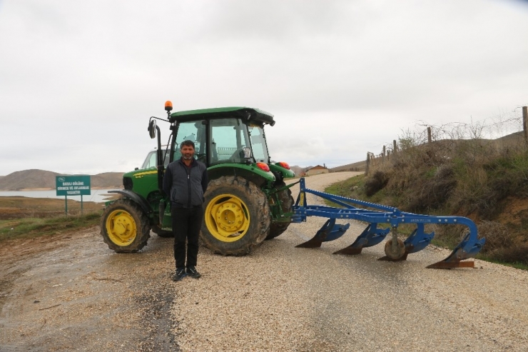 Elazığ’da Muhtardan Virüse Karşı İlginç Önlem
