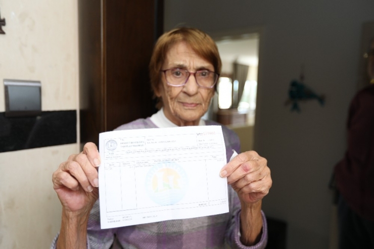 Ölen Yakını İçin Planladığı Cenaze Yemeği Parasını Belediyeye Bağışladı